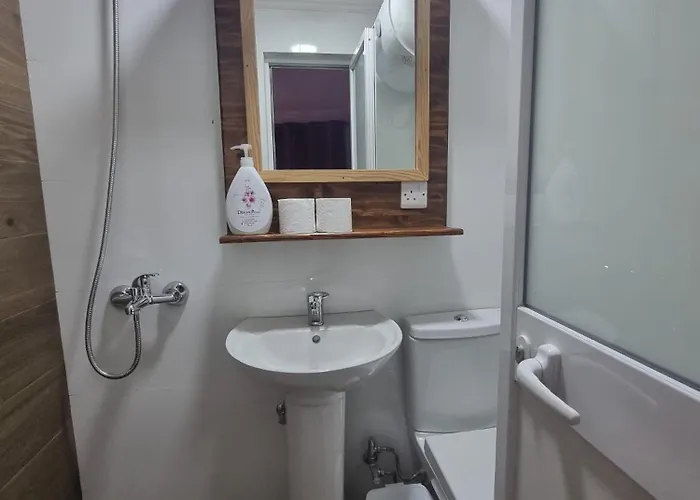 - Double Vendégház Sliema